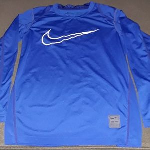 Nike long sleeve tee